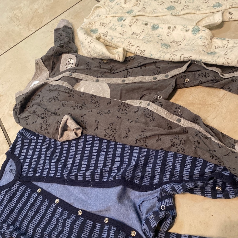 3 button up footies 6 month size